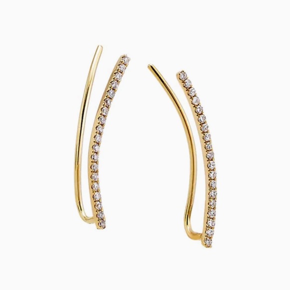 14k gold Diamond right ear climber/crawler earring - Picture 2 of 4